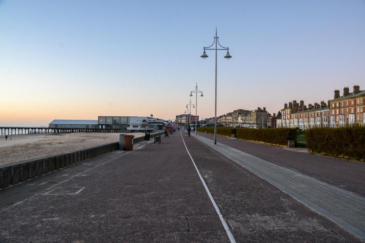 Sea Views Modern Two Bedroom Apartment Lowestoft Exteriér fotografie